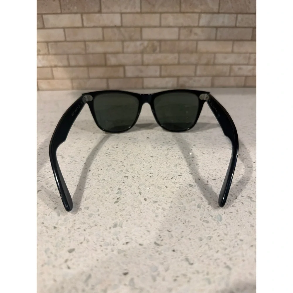 Vintage 1980s B&L Ray Ban Wayfarer II W0758 Sunglasses